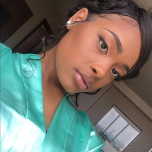 Meet your Posher, Jade